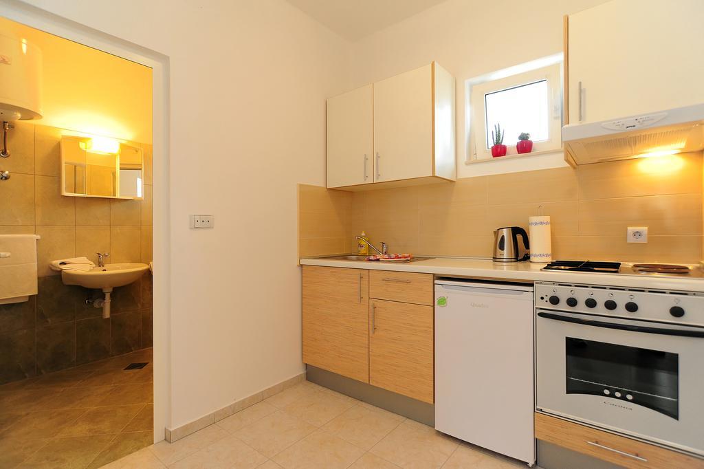 Apartments Ka - Ro Bibinje Værelse billede